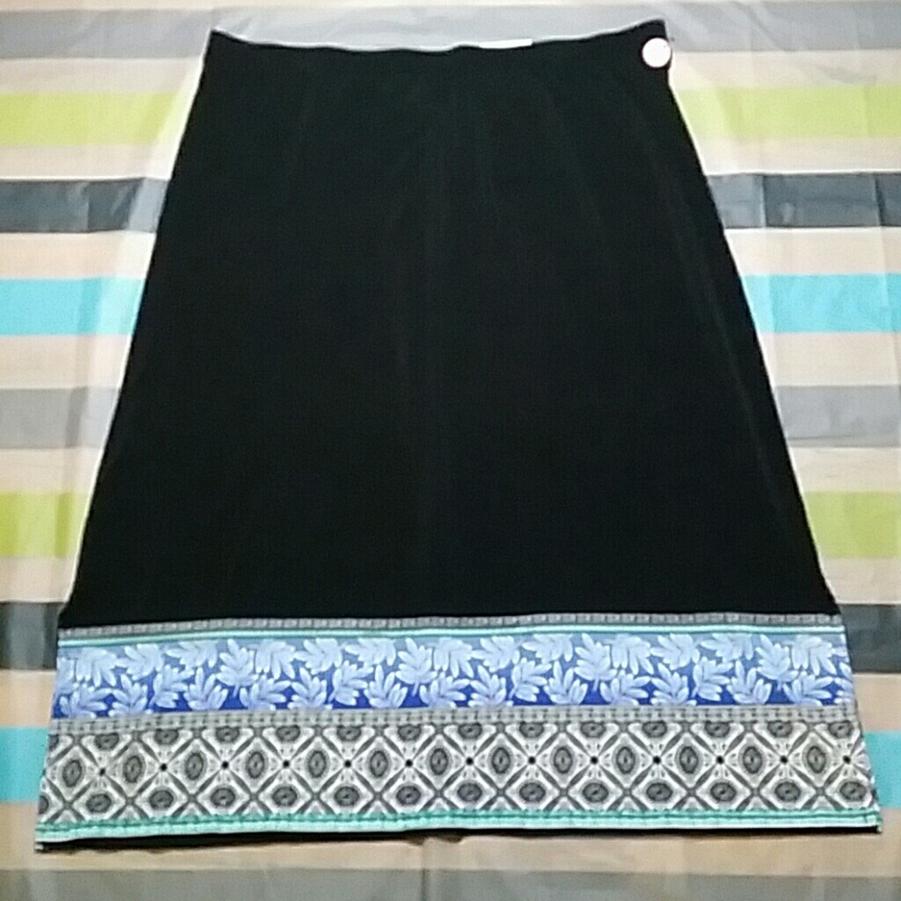 East 5th Woman Jada Border Black 3X Skirt